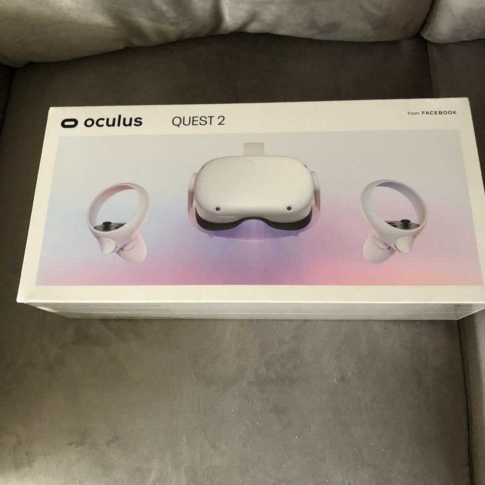 Oculus Quest 2: Advanced All-In-One Virtual Reality Headset - 128GB - $275 NWT